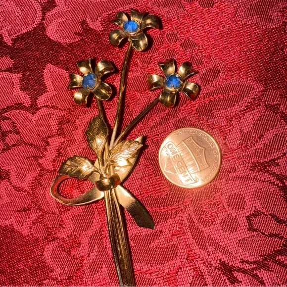 Sterling Coro Rose Gold Floral Brooch Blue Accents vintage - Picture 7 of 7